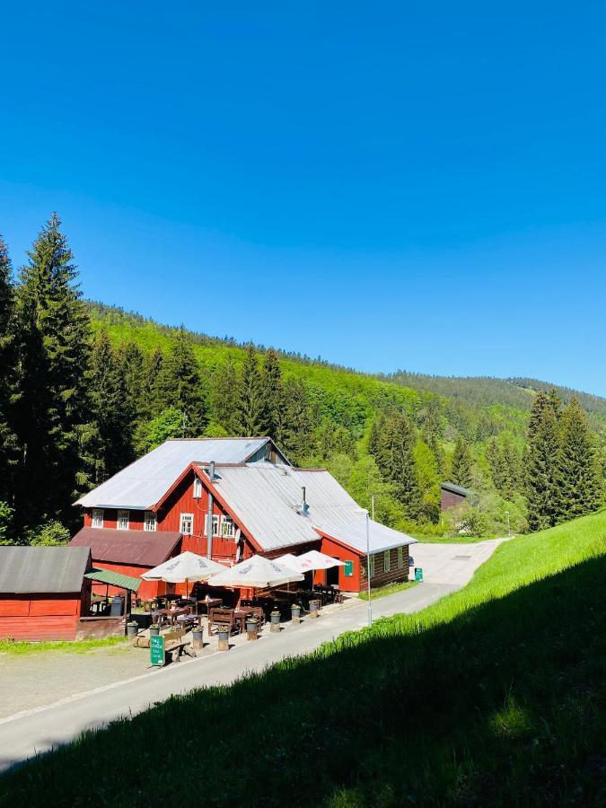 Penzion Lesni Zatisi- Harrachov Kültér fotó