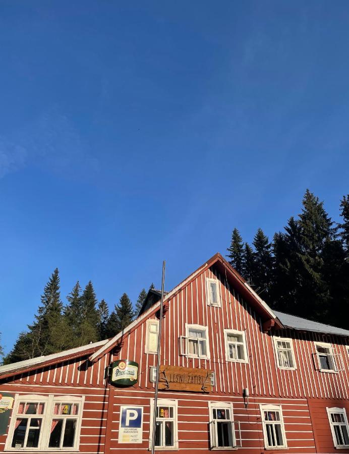 Penzion Lesni Zatisi- Harrachov Kültér fotó
