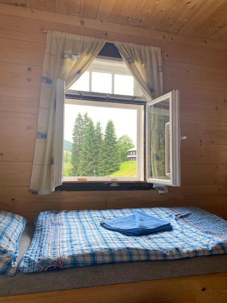 Penzion Lesni Zatisi- Harrachov Kültér fotó
